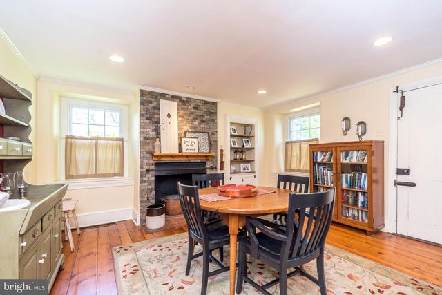 1 VILLAGE WAY, Plymouth Meeting, PA 19462