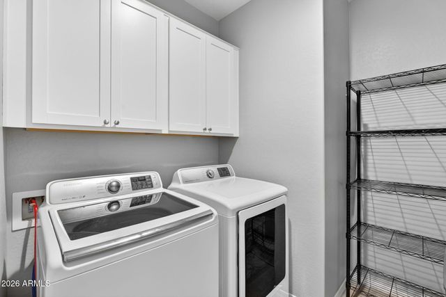 2818 W MARTINEZ Drive, San Tan Valley, AZ 85144