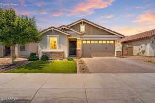 2818 W MARTINEZ Drive, San Tan Valley, AZ 85144