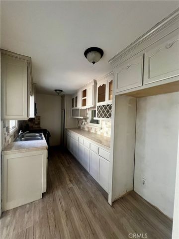 1322 Quincy, Bakersfield, CA 93305