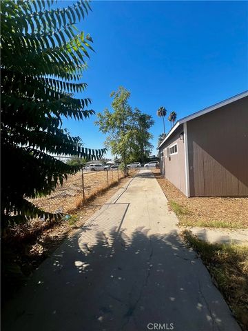 1322 Quincy, Bakersfield, CA 93305