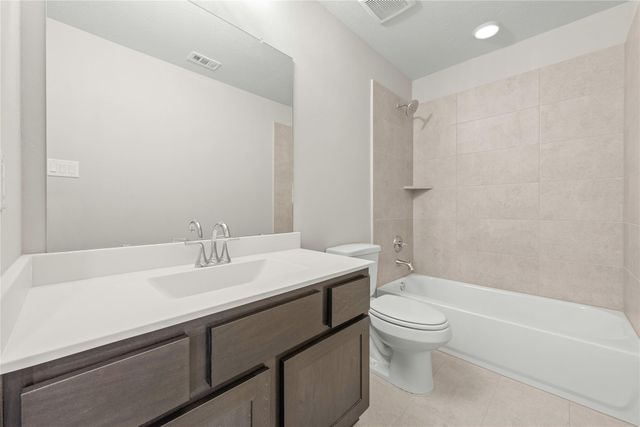 7114 Frio Drive, League City, TX 77546