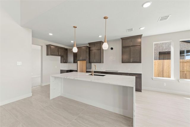 7114 Frio Drive, League City, TX 77546