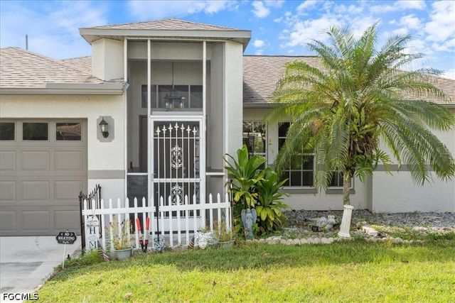 1021 Alvin AVE, Lehigh Acres, FL 33971