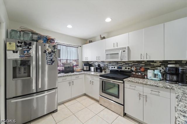 1021 Alvin AVE, Lehigh Acres, FL 33971