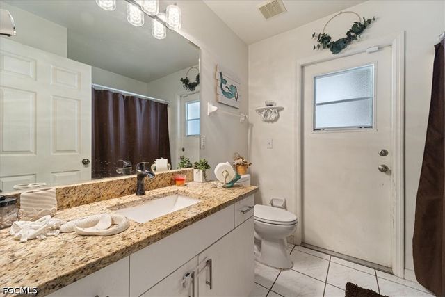 1021 Alvin AVE, Lehigh Acres, FL 33971