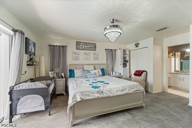 1021 Alvin AVE, Lehigh Acres, FL 33971