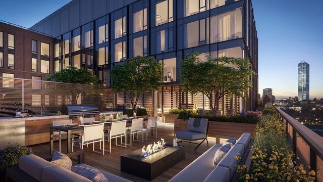 380 Harrison Ave 14 E, Boston, MA 02118