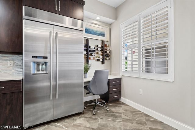 9380 Gulf Shore DR 402, Naples, FL 34108