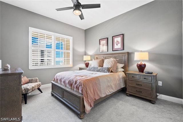 9380 Gulf Shore DR 402, Naples, FL 34108