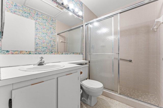1024 Green Pine Boulevard I, West Palm Beach, FL 33409