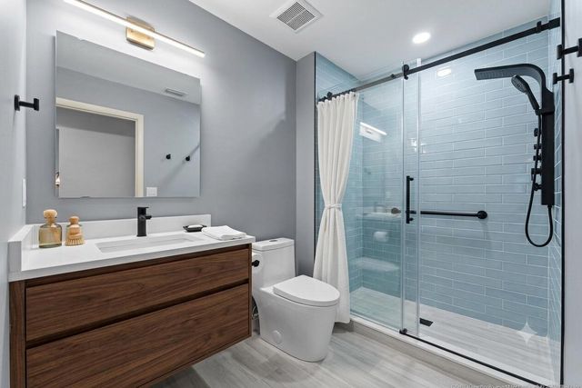1024 Green Pine Boulevard I, West Palm Beach, FL 33409