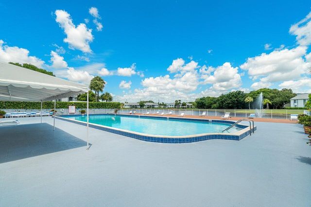1024 Green Pine Boulevard I, West Palm Beach, FL 33409