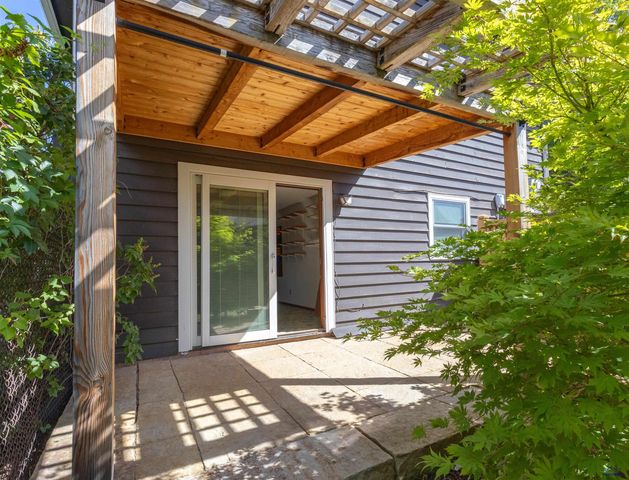 3215 HOGAN CT, Rapid City, SD 57702