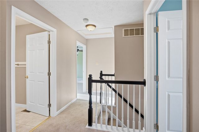 644 White Pine Dr, Mars Boro, PA 16046