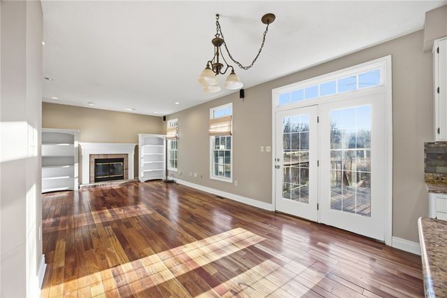 644 White Pine Dr, Mars Boro, PA 16046