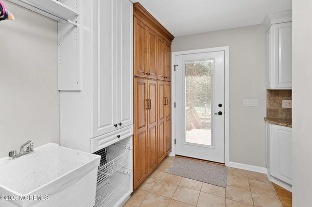 44 Walters Road, Robbinsville, NJ 08691