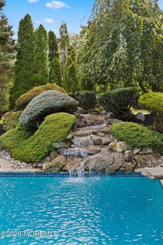 44 Walters Road, Robbinsville, NJ 08691