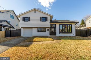 8730 EWING DR, Bethesda, MD 20817