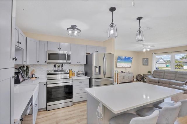 6264 DRUCKER CIRCLE, Port Charlotte, FL 33981