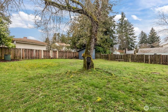 13655 2nd Avenue S, Burien, WA 98168