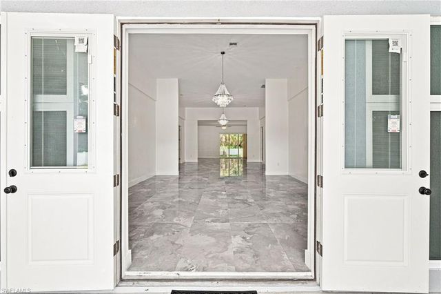 1853 Della DR, Naples, FL 34117