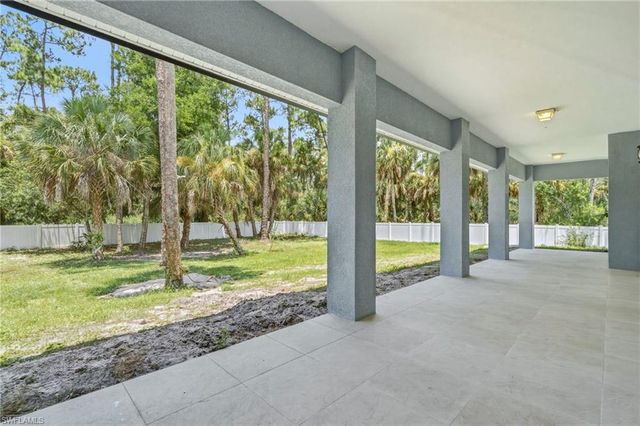 1853 Della DR, Naples, FL 34117