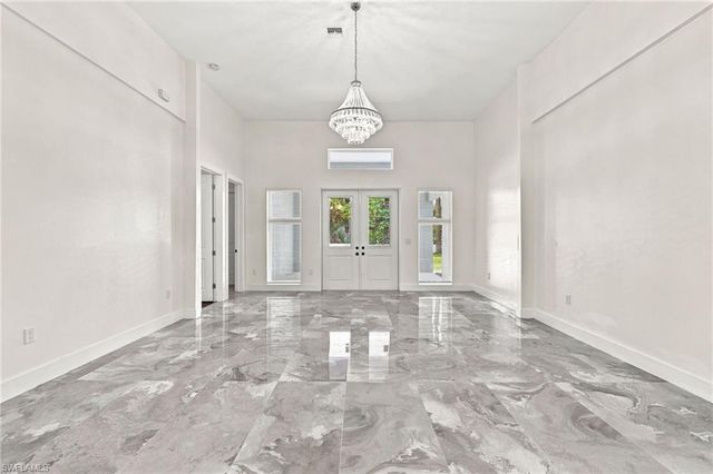 1853 Della DR, Naples, FL 34117