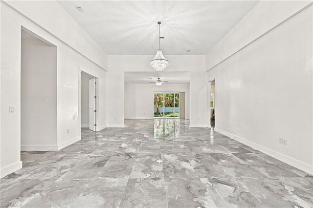 1853 Della DR, Naples, FL 34117