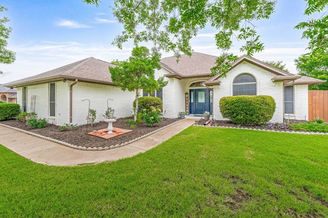 606 Monterrey Court, Granbury, TX 76049