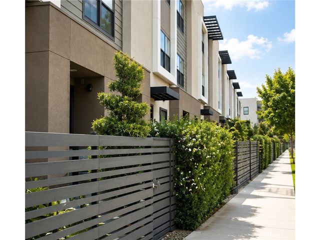 3901 Eagle Rock, Los Angeles, CA 90065