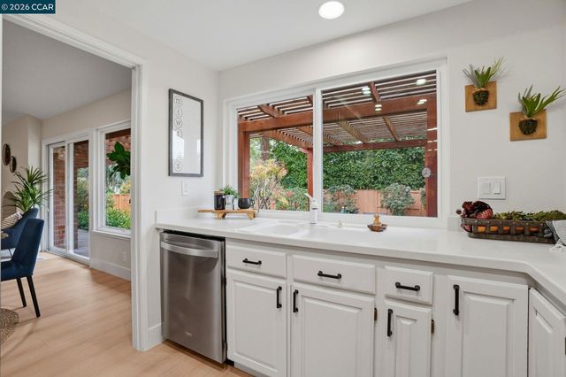 783 Cattail Court, Walnut Creek, CA 94598