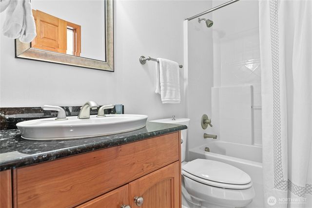 8676 Ashbury Court, Blaine, WA 98230