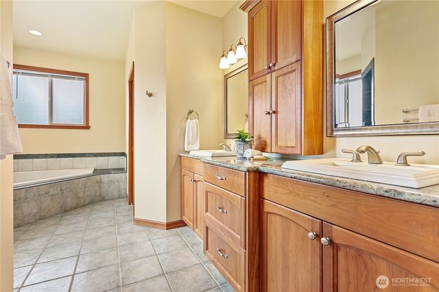 8676 Ashbury Court, Blaine, WA 98230