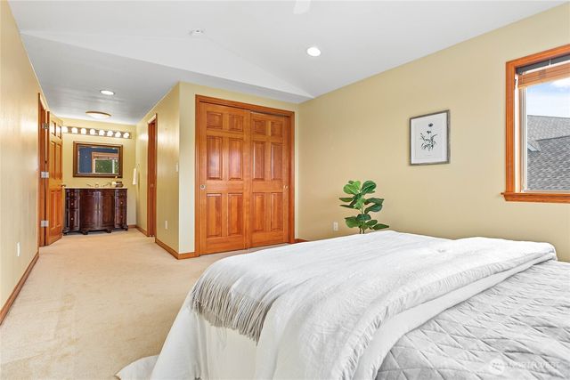 8676 Ashbury Court, Blaine, WA 98230