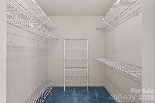 1001 Thistle Court, Charlotte, NC 28211