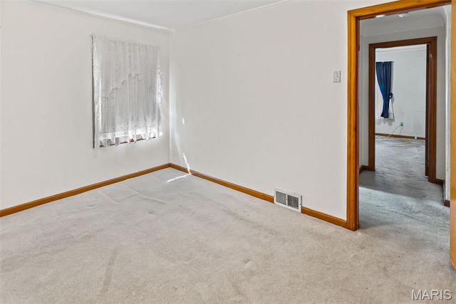 214 Union Hill Road, Fairview Heights, IL 62208