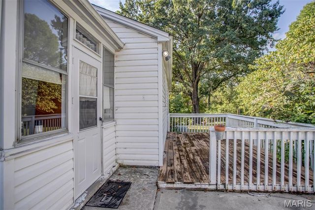 214 Union Hill Road, Fairview Heights, IL 62208