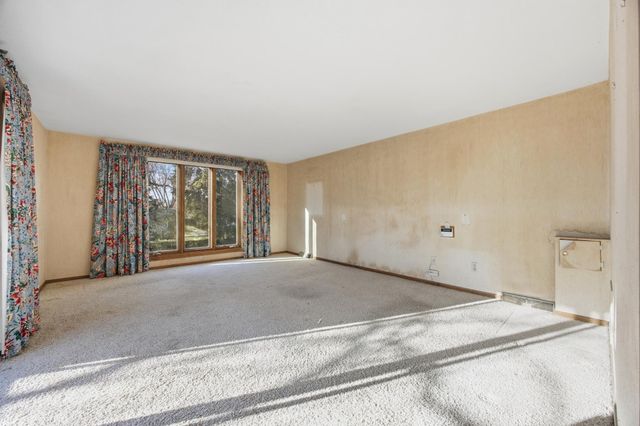 1719 7th Street S, Fargo, ND 58103