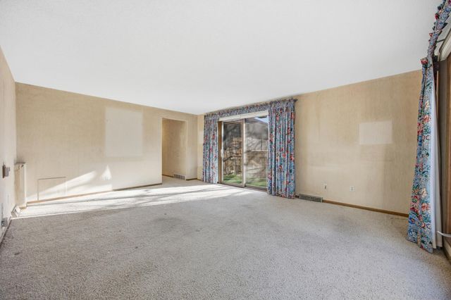 1719 7th Street S, Fargo, ND 58103