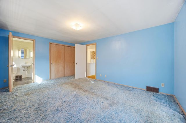 1719 7th Street S, Fargo, ND 58103