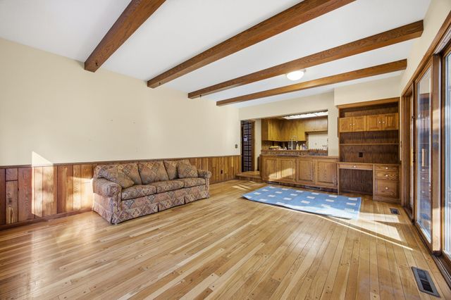 1719 7th Street S, Fargo, ND 58103