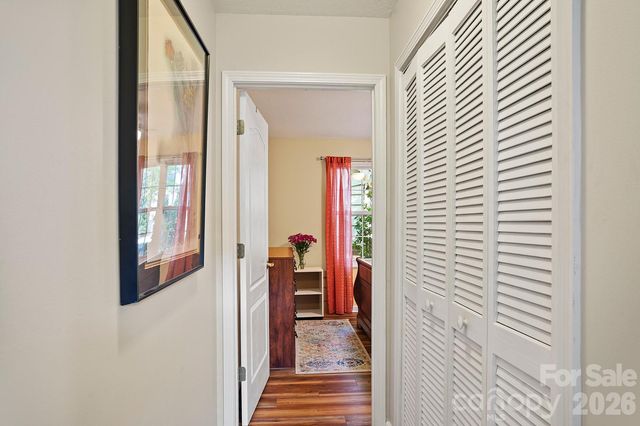 75 Stonebridge Drive, Asheville, NC 28805