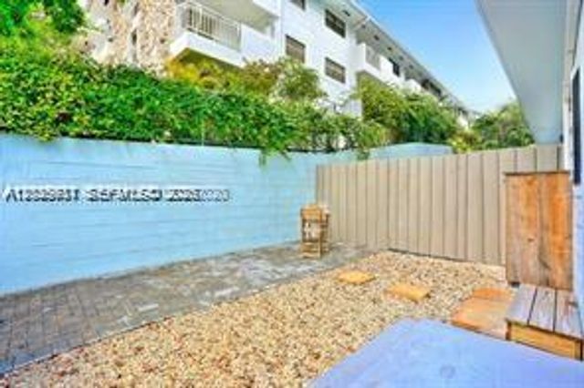 2539 S Bayshore Dr 110B, Miami, FL 33133