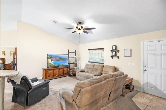 18 PINE TRACK TERRACE, Ocala, FL 34472