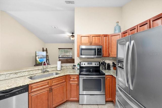 18 PINE TRACK TERRACE, Ocala, FL 34472