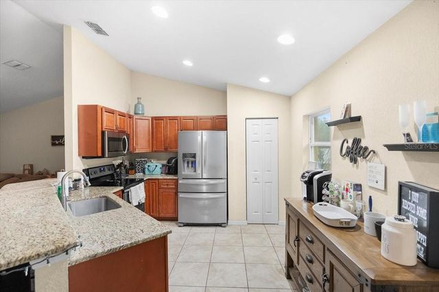 18 PINE TRACK TERRACE, Ocala, FL 34472