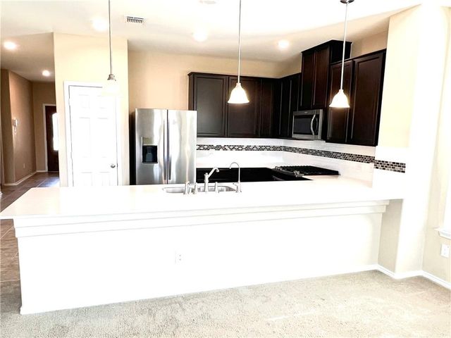 7952 Bassano DR, Round Rock, TX 78665