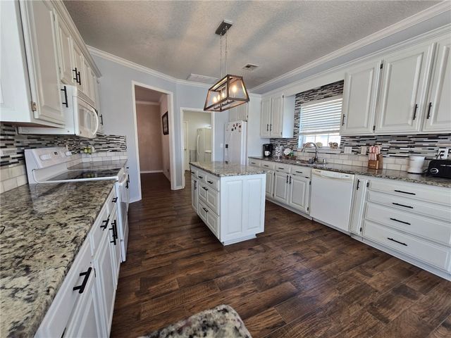 3706 Mockingbird Lane, Rogers, AR 72756