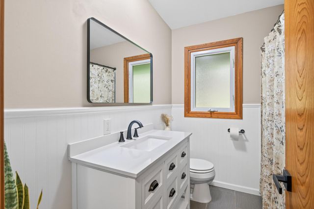 3249 Scott Avenue N, Golden Valley, MN 55422